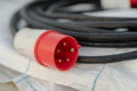 De kracht van krachtstroom en de juiste kabels voor jouw project