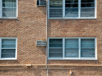 Wanneer kies je voor aluminium kozijnen in plaats van hout of kunststof?