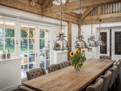 5 redenen waarom houten kozijnen jouw woning verbeteren