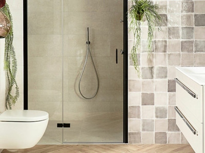 Landelijke badkamer: rust en warmte met natuurlijke materialen