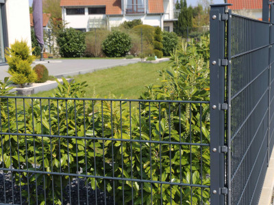 Hoe een goede omheining je woonbeleving versterkt