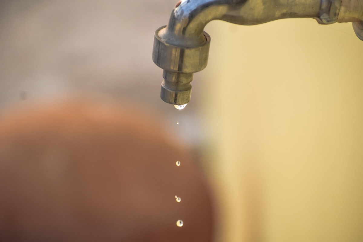 Waterschade in huis voorkomen: waar het misgaat en wat je doet bij een acute lekkage